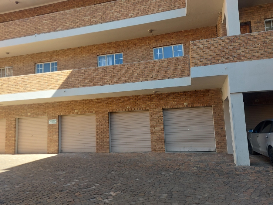 3 Bedroom Property for Sale in Rustenburg Central North West